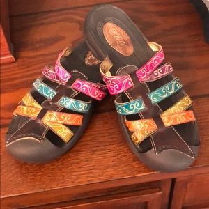 Elite Women’s leather sandals